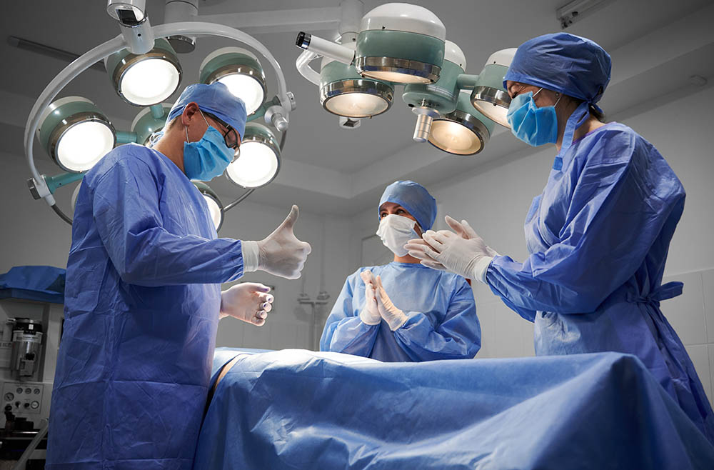 How to Choose a Personal Injury Plastic Surgeon in California