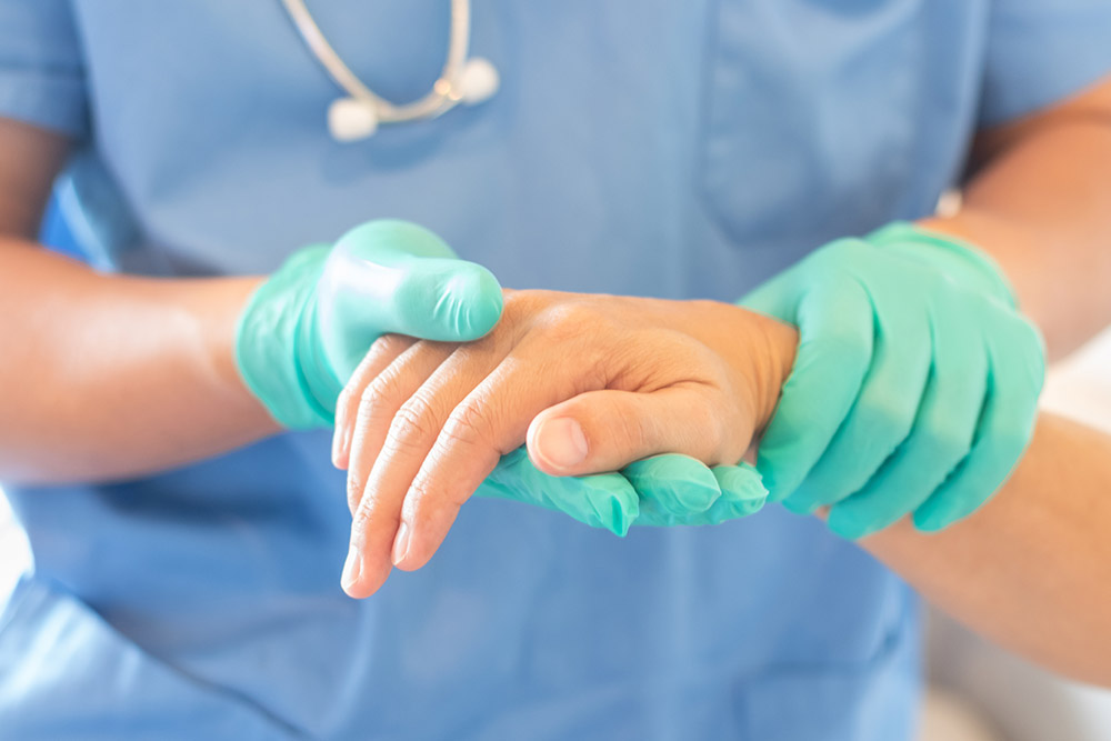 Best Orthopedic Hand Surgeons in Los Angeles Accepting Personal Injury Liens